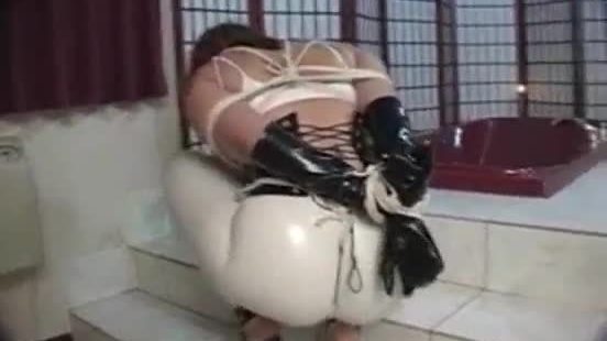 Kiana bondage in latex